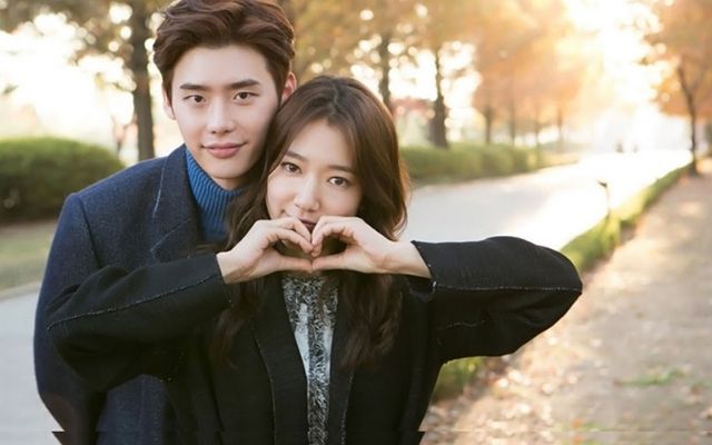Lee Jong-suk Girlfriend, Ex-Girlfriend and Wife in Real Life (2021)